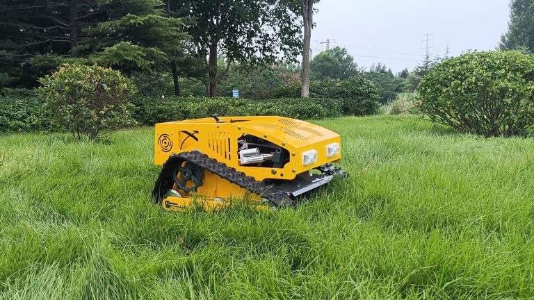 Pabrik penjualan langsung rega grosir murah Kebon China remote control robot remote control mesin pemotong rumput