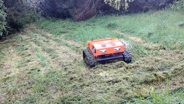Positive reviews from Vigorun remote control lawn mower customer