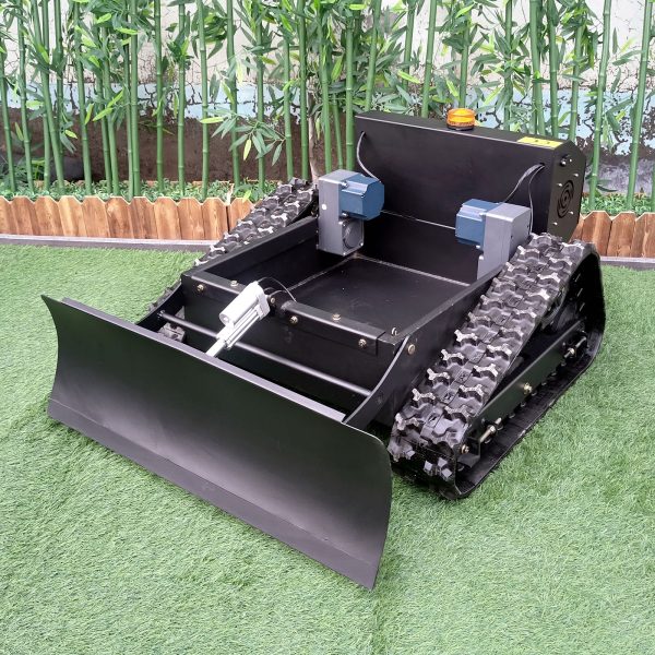 Remote Crawler Chassis (RTC100) With Snow Blade