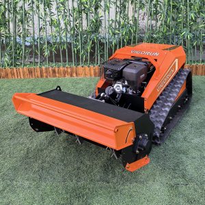 Remote flail mower (MTSK800 with flail mower)